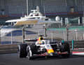 Direkt am Race Track: | Die Yas Marina in Abu Dhabi am Persischen Golf.