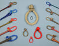 Soft shackles in all shapes, colours and sizes - this picture gallery explains how to make the required diamond knot