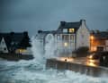 Sturm Ciarán an der bretonischen Küste
