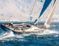 Cape Doctor: con randa e vela di prua, sull'albero in carbonio alto quasi 40 metri dell'SW 105 da 69 tonnellate sono montati fino a 557 metri quadrati di laminato 3Di, che assicurano una navigazione sportiva non solo al largo di Città del Capo.
