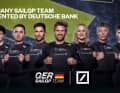 The crew of the Germany SailGP Team around helmsman Erik Kosegarten-Heil.