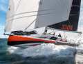 Sollevato da terra. Come un Imoca 60, solo più piccolo. Il Sun Fast 3300 di Jeanneau dimostra di avere molto da offrire in termini di vento e onde.