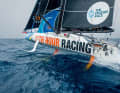 Scharfe Chines auf Wasserlinienhöhe und ein scharf geschnittener klassischer Steven unterscheiden „Malama“ von den anderen Imocas im Ocean-Race-Feld. Das 11th Hour Racing Team entschied sich für L-förmige Foils