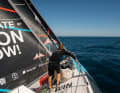 Will Harris fait avancer "Malizia - Seaexplorer" en tant que skipper lors de l'étape 2.
