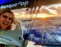 Clarisse Crémer a célébré sa première au Vendée Globe malgré les épreuves et a franchi la ligne d'arrivée en douzième position et meilleure skipper avec un nouveau temps record pour les solistes.