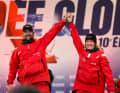 Instead, she takes on the role of co-skipper alongside her idol Sam Davies. The latter can be seen here celebrating with Boris Herrmann after crossing the finish line