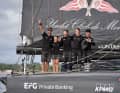 A strong team even without a podium finish in the first race (from right to left): track reporter Gauthier Lebec, Justine Mettraux, Julien Villion, Cole Brauer and Boris Herrmann.