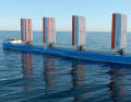 Windflügel-System von Windship Technology: Dreiblättrige Flügel, Solarpanels und optimierte Routen sollen das Schiff emissionsfrei machen