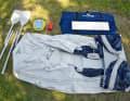 Includes: pannier bag, aluminium bench seat, foot pump, repair kit, mooring lines. Handles and a central handle on the bow are missing. Rubbing strake without splash guard