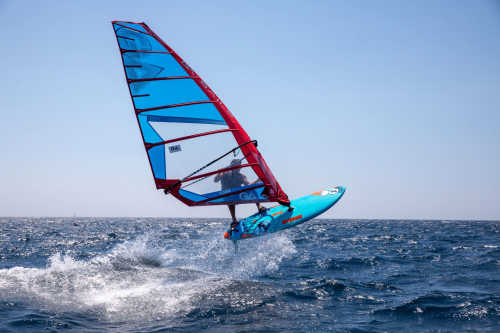  Den Tabou Rocket Ltd gibt's für 2099 Euro im <a href="https://www.online-surfshop.de" target="_blank" rel="noopener noreferrer nofollow">Onlineshop von WSM Funsport</a> *