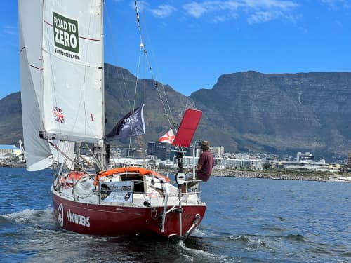 Simon Curwen erreichte Kapstadt auf seiner Biscay 36 als Erster