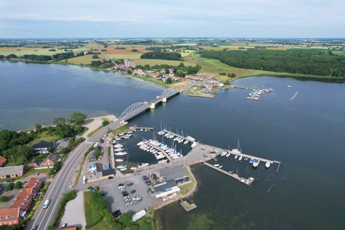 5. Guldborg mit Brücke am nördlichen Ende des Guldborgsunds