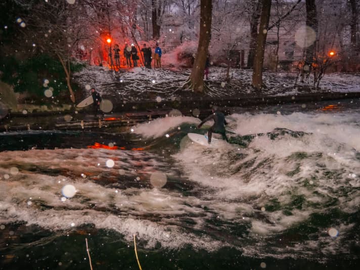 Winterliches Wasser im Eisbach entlarvt beim Waschgang jede undichte Stelle sofort.