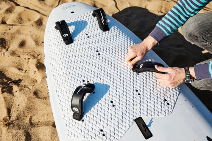   Das Thommen Glide 165 bietet ein großes Deckpad und weit innen montierbare Schlaufen