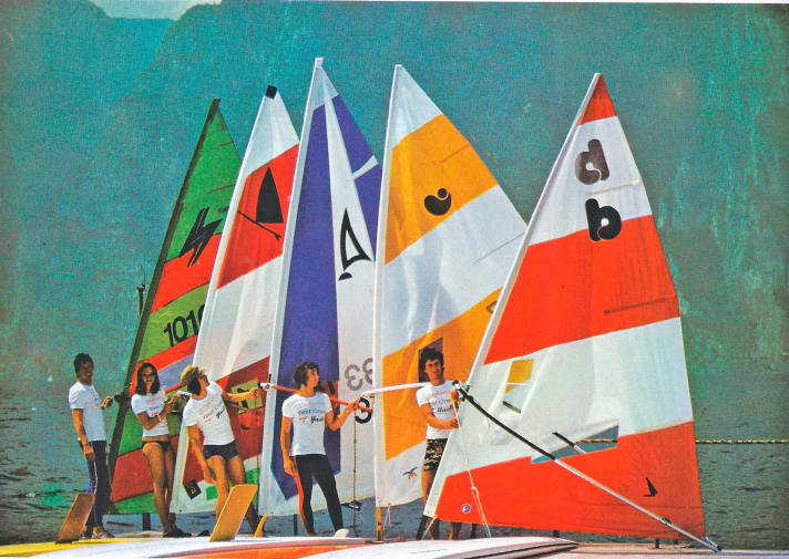 In der Testmannschaft des ersten Segelbretter-Tests stand 1976 auch Ulrich Stanciu (3. von links), der ein Jahr später das surf Magazin im Delius Klasing Verlag gründete.