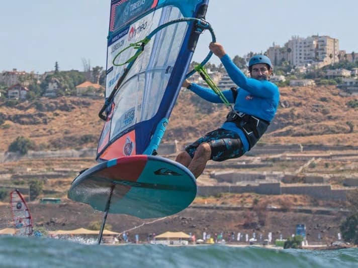 Beim World Cup 2021 in Israel ging Antoine in die Luft – nicht nur mit dem Foil.