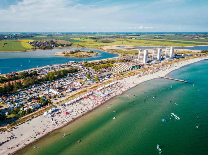 Testen statt kaufen – beim Surf-Festival auf Fehmarn sind über 20 Marken am Start