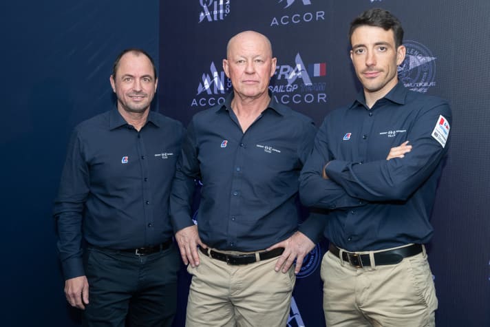 Drei Hauptakteure im Team Orient Express (v. r.): Segelteamleiter Quentin Delapierre sowie die Co-Manager Bruno Dubois und Stéphan Kandler
