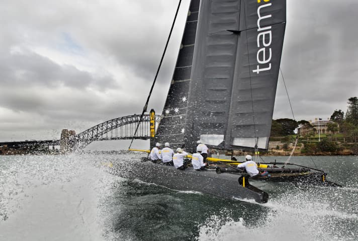   Die erste Trainingsfahrt von Team Australia