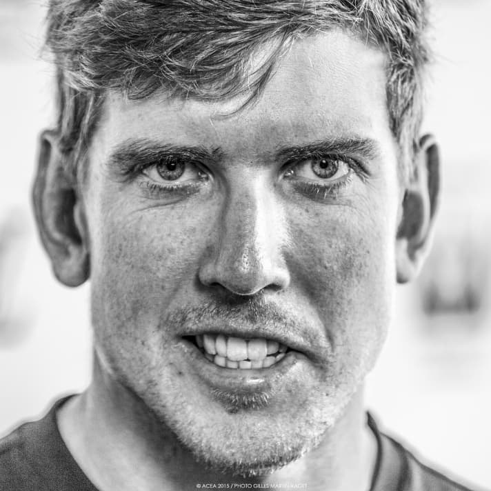   Steuermann für das Emirates Team New Zealand: Peter Burling war zufrieden nach den Auftaktschlägen im Great Sound