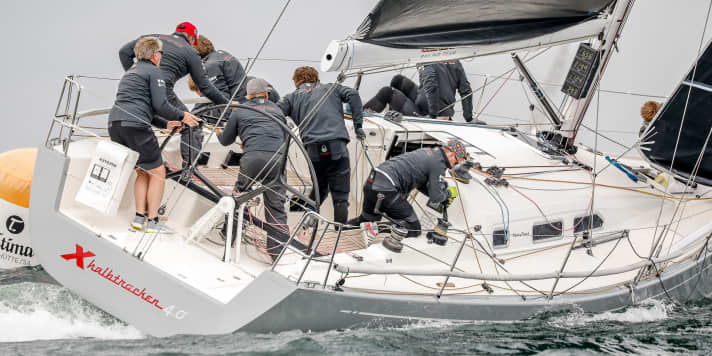   Die "Halbtrocken 4.0" von Michael Berghorn (Kiel) führt nach drei Wettfahrten die ORC-I+II-Wertung der großen Boote an