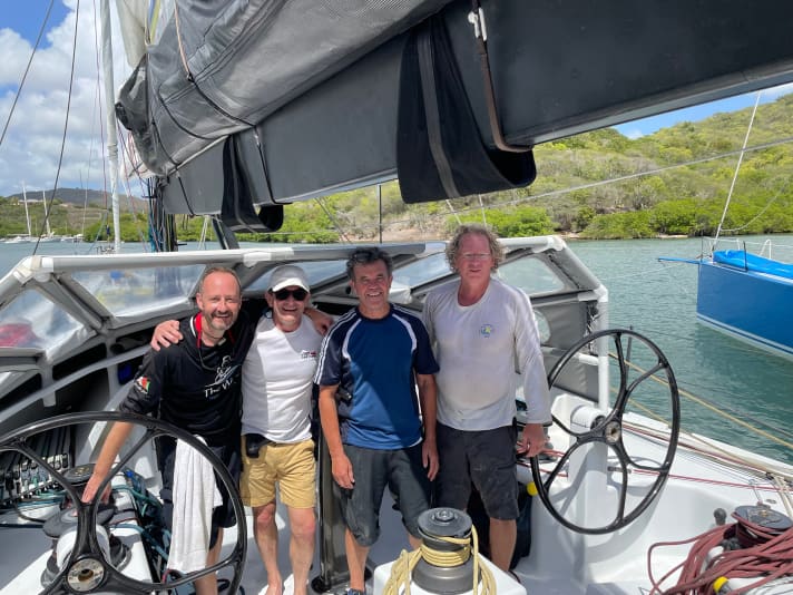   Die "Rosalba"-Crew mit dem Berliner Frank Sturm (r.), Skipper Richard Tolkien, Dave Herrod und Matthew Pritchard