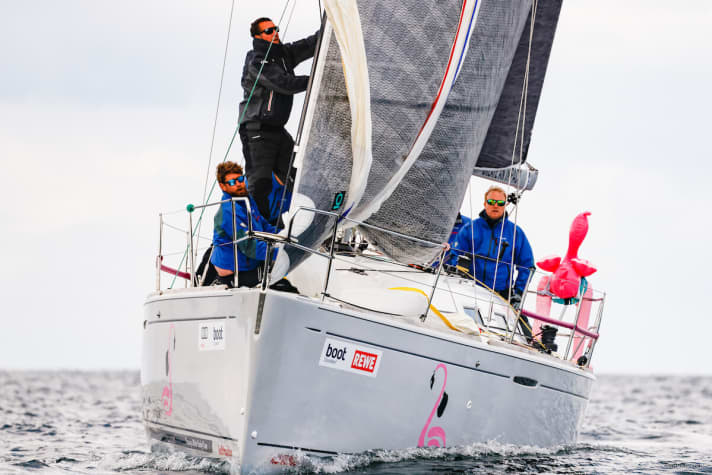   In der Wertungsgruppe ORC III/IV gewann die "Halbtrocken" von Knut Freudenberg den Kiel-Cup der Kieler Woche 2022