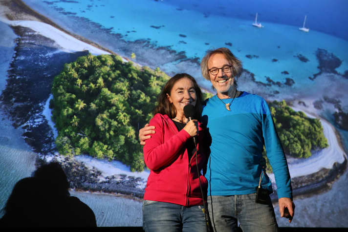 Haben enorm viel Erfahrung auf hoher See und auf der Bühne: Doris Renoldner und Wolf Slanec