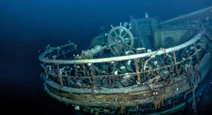   L'épave restera éternellement au fond de la mer. Selon le Traité sur l'Antarctique, elle est considérée comme un "bien culturel de l'humanité" et ne peut pas être retirée.
