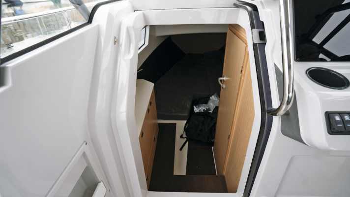 The companionway is closed by a sliding door, which was not yet locked on the test boat