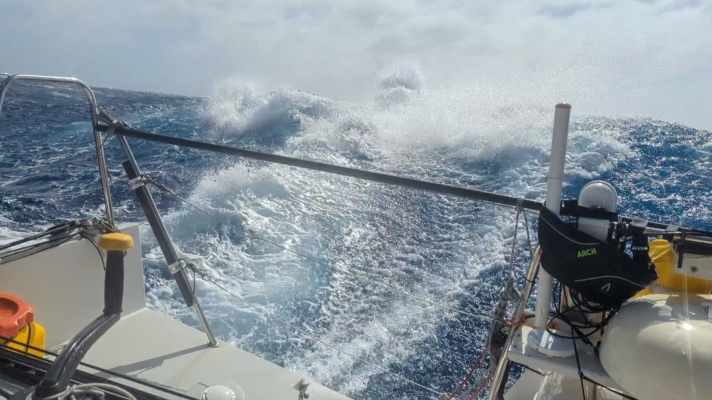 yacht/Globe40WHISKEYJACKLeg5KapFRA2022PR_WhatsAppImage2022-12-12at20_10_07_f8fc39e0c0397738c2d568ab6788aa7b