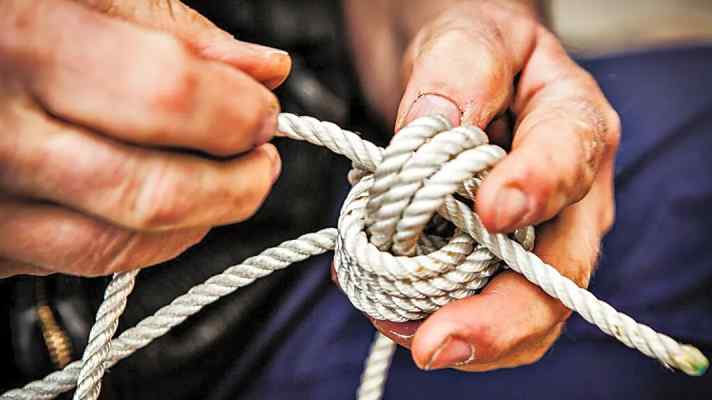 YACHT Woche: KNOTEN
