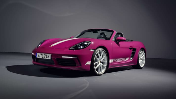 2022_11_Porsche-Boxster-718-Style