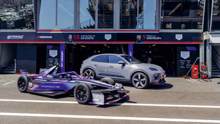 2025_08_Macan-4S-und-Porsche-9XX