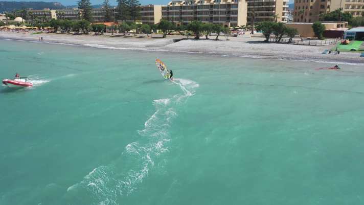 "Von allen Sportarten, die ich betreibe, setzt Windsurfen bei mir die meisten Glückshormone frei."