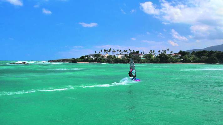 Things are more moderate in the sheltered bay of Cofresi.