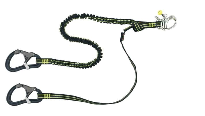   On the market for several years: the Proline from Wichard. Their aluminium carabiners open very wide