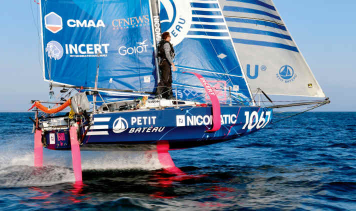 yacht/100158093_80714b5baf6641482a1a31fecbcaf906