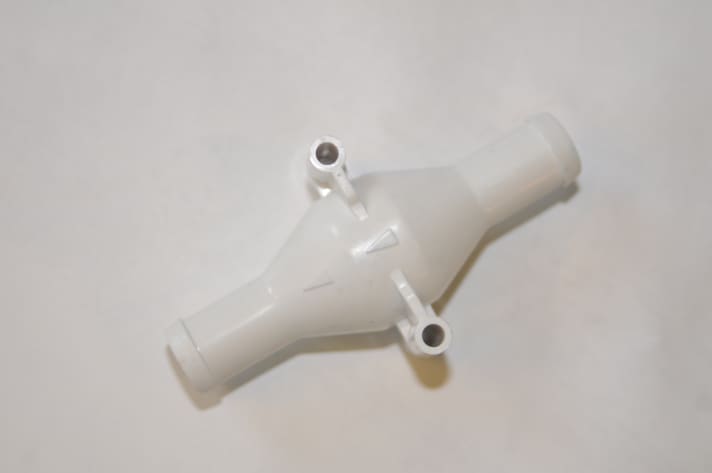   Tank overflow protection (No Spill): 31 €, distribution: Robert Lindemann KG, Hamburg. www.lindemann-kg.de