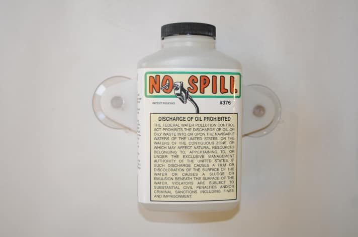   Tanküberlaufschutz (No Spill): 31 €, Vertrieb: Robert Lindemann KG, Hamburg. www.lindemann-kg.de