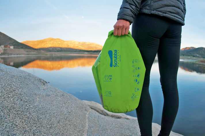 surf/scrubba-e-credit-camp-trend_840c17b38c6139370fadbed6eb76093b
