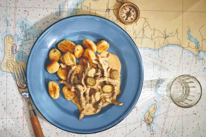 Emincé avec gnocchis aux herbes