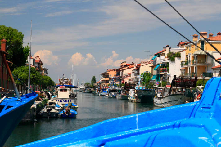   Travelling by charter houseboat on the lagoons of Marano and Grado.
