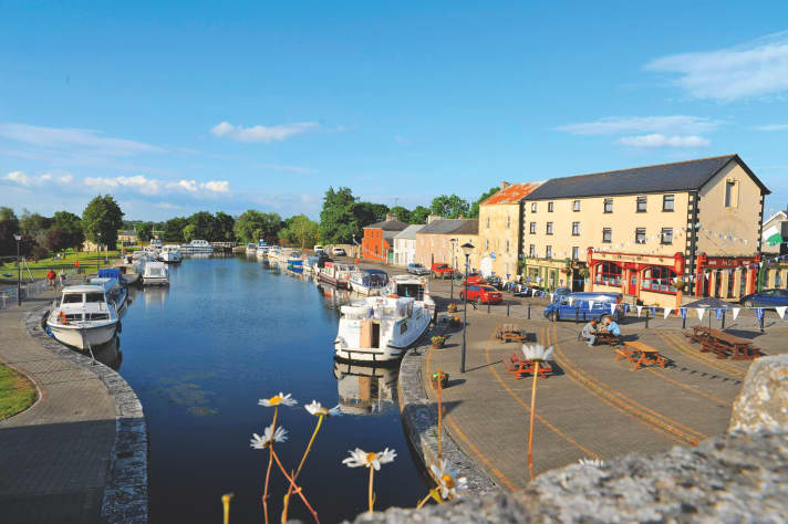   Richmond Harbour bei Cloondara, wo der Royal Canal in den Shannon mündet.