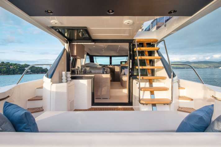 Die neue Ferretti 500 | 00