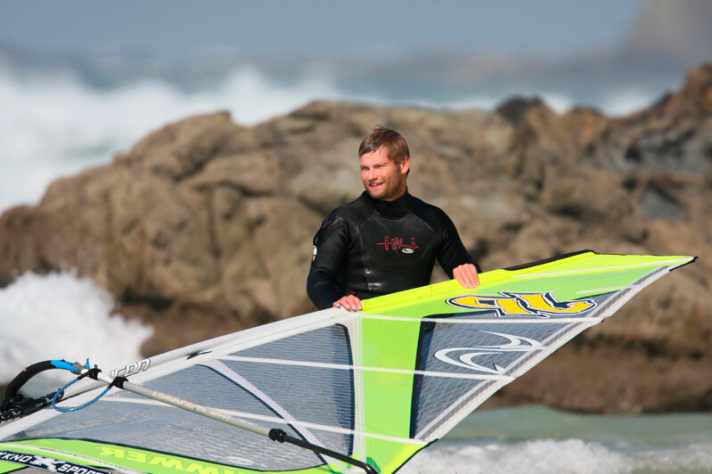Stefan bereiste in den letzten Jahren mit wachsender Begeisterung Neuseeland. Für surf hat er jetzt einen umfassenden Guide erstellt.
