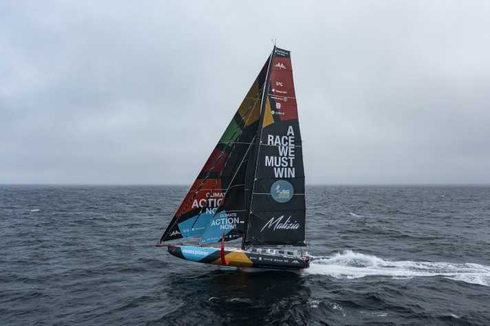 La nuova "Malizia - Seaexplorer" in modalità di volo