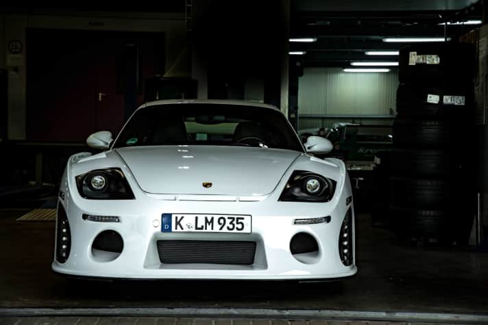 2021_04_Kremer-997-K3R-Front