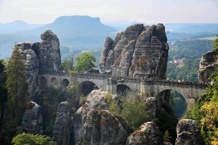 Die markanten Felsformationen  der Bastei