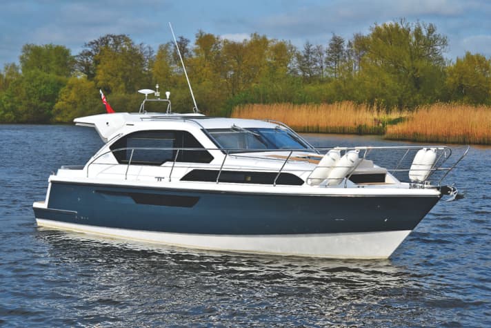 Die neue Broom 35 Coupé